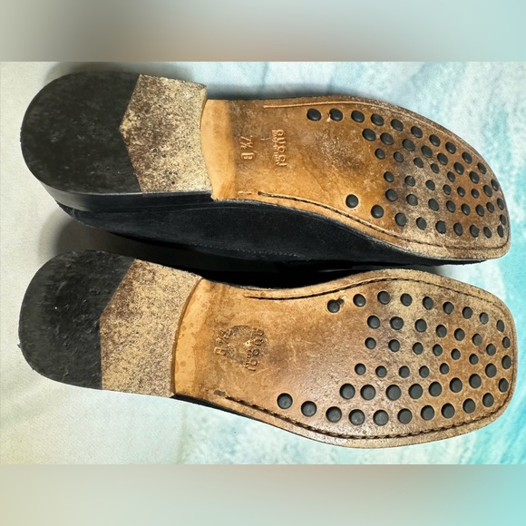GUCCI VINTAGE BLACK SUEDE HORSE-BIT LOAFERS, Size 7.5 - Picture 2 of 6